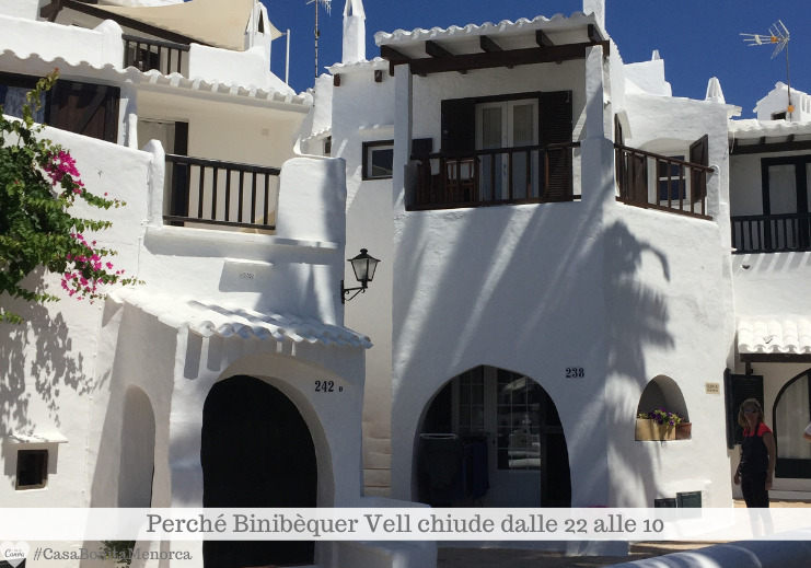 Binibèquer Vell è un borgo di case uniche e singolari a Minorca